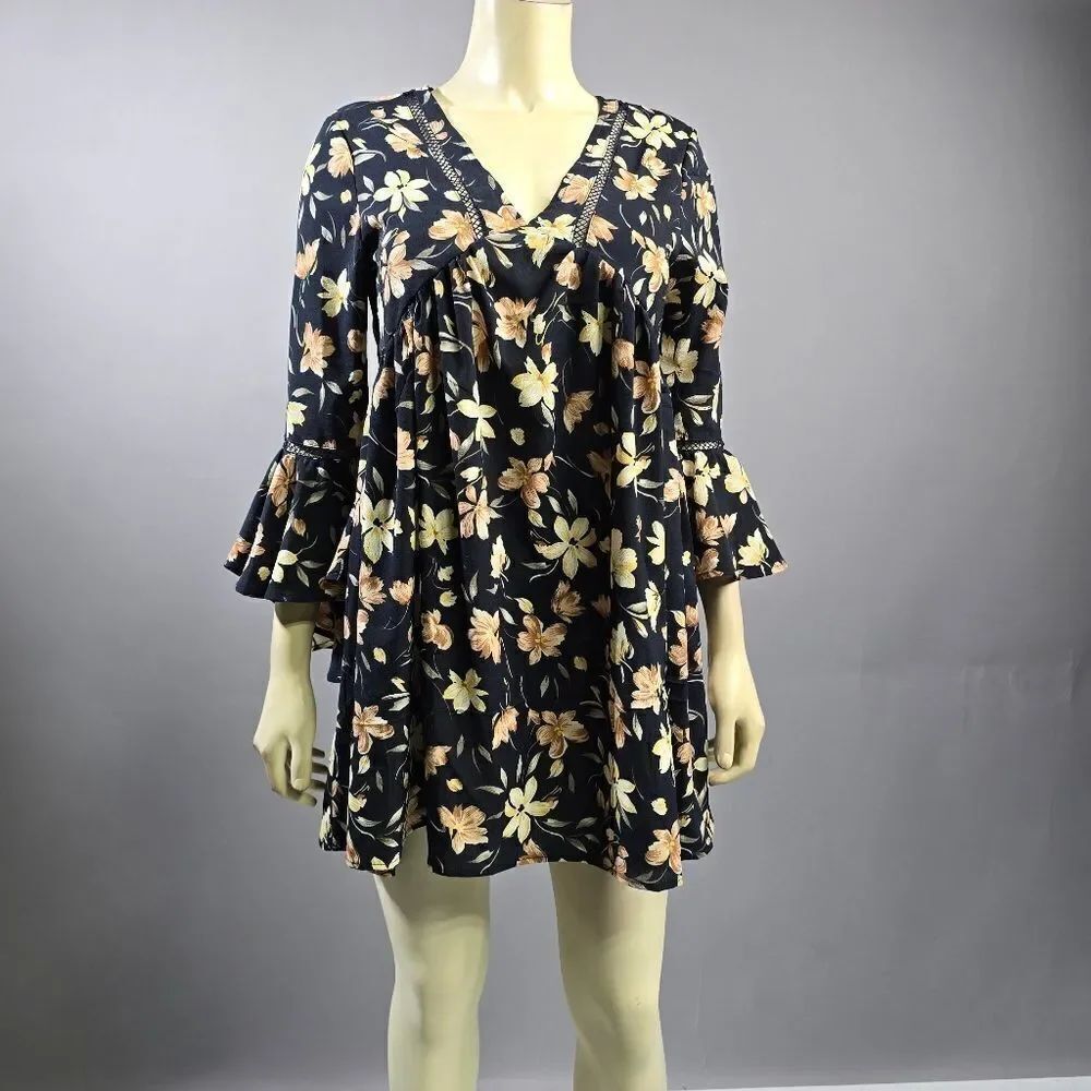 Vanilla Bay Floral V-Neck Dress